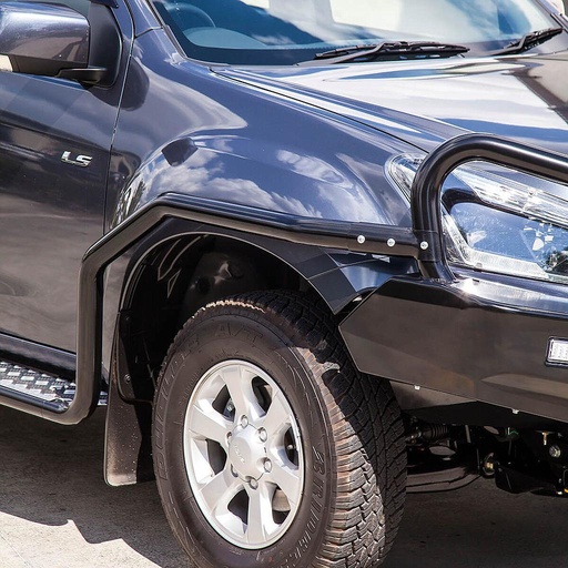 [00004506]  D-MAX 侧杠